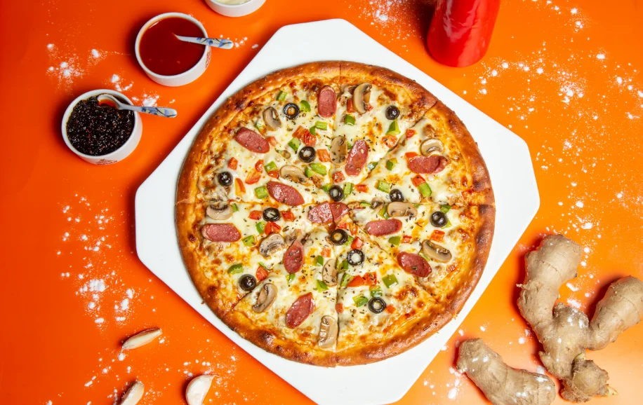 Veg Chees Pizza 4